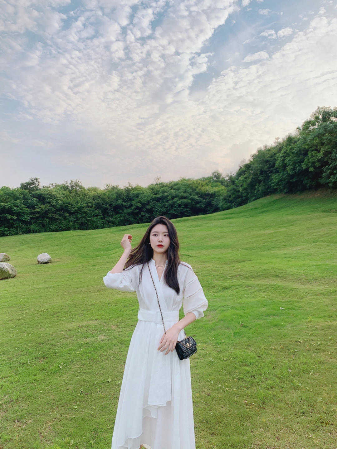 半身裙|粗腿最适合的衣服单品,显瘦还高级,你也可以这样