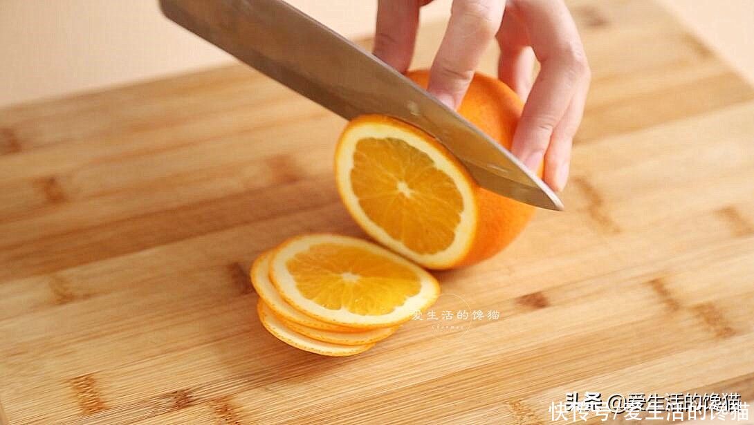 年夜饭里少不了这道菜，造型喜气，营养好吃，客人看见都夸手艺好