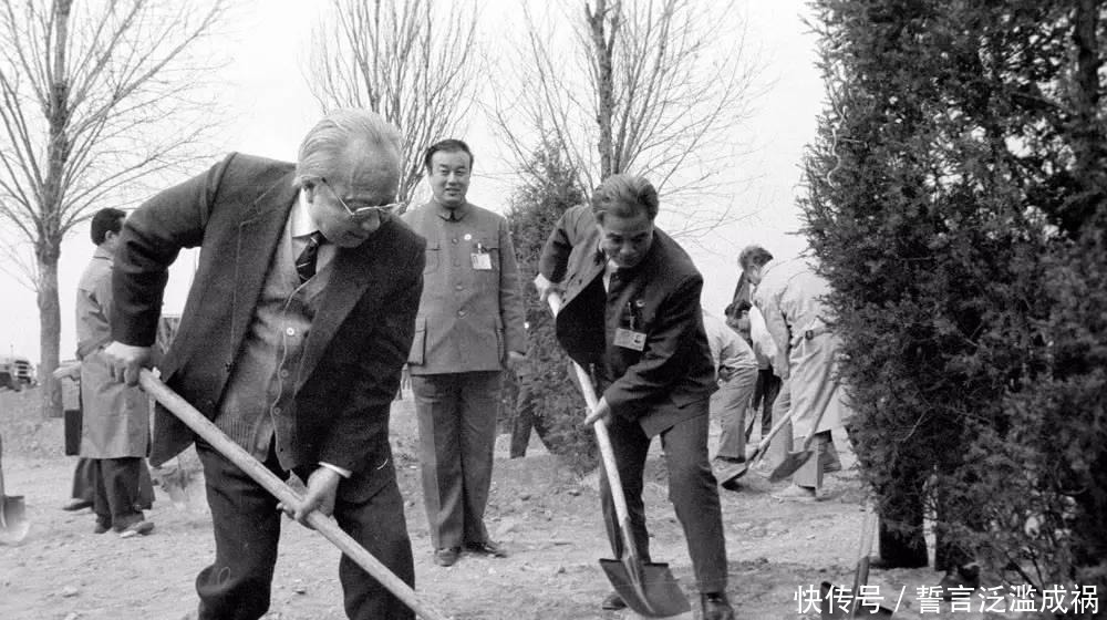 力学|此人高考物理仅5分, 为报国咬牙转为理科, 结果却成近代力学之父!