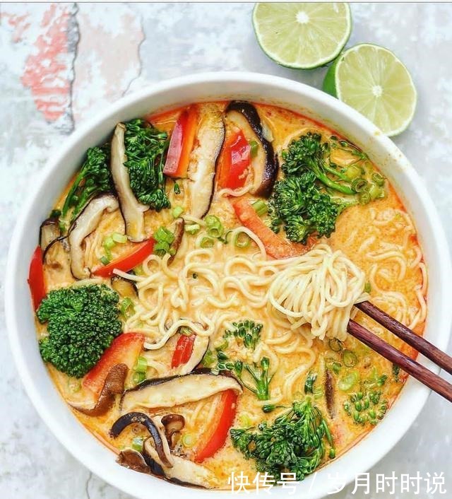 汉堡、蛋糕、披萨……素食主义者的餐桌远比你想象中丰富多彩