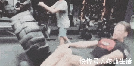 杰克曼|他们都是好莱坞中的健身达人, 肌肉不输给健美运动员!