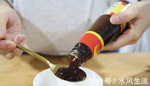做饭|做饭时,“蚝油”和“酱油”该加哪个?大厨:不要乱加调味品了