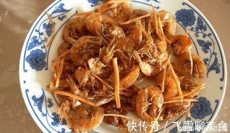 炖菜|周末家庭聚餐,老妈嫌在外面吃太破费,做了11菜一汤,吃个精光