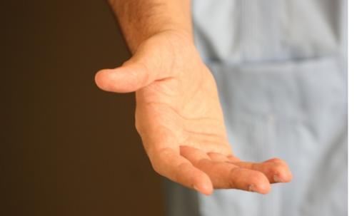 现象|肝不好的人,手上会有此4个现象,你若没有,说明你肝很好