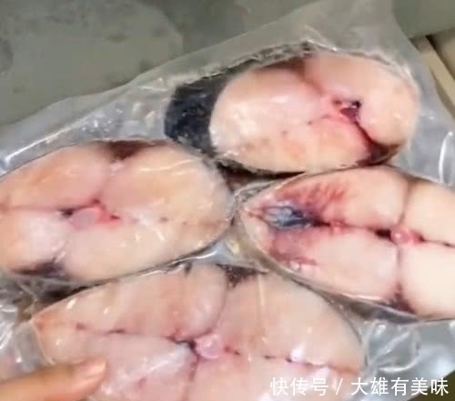 入春后,这鱼再贵也要买,孩子常吃健壮骨骼保护视力,比钙片强!