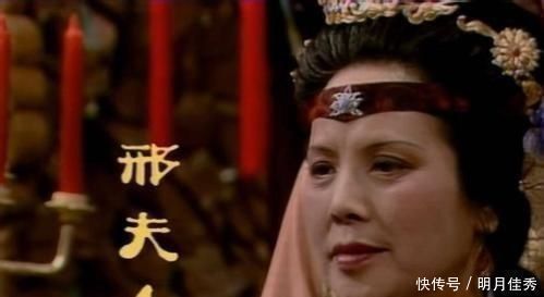 焦大!《红楼梦》贾府最恶心的人竟然是她,怪不得宝玉要将她赶出去