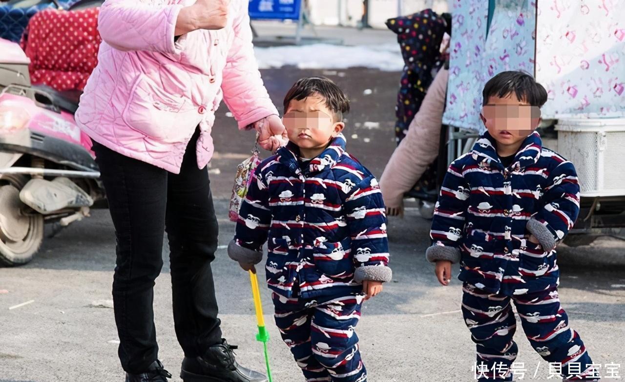 些家长|冬季幼儿园门口成父母“睡衣秀”，特级教师直言：对孩子危害很大