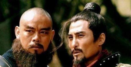 宋江&他是水浒里武功最高的人,杀死八位梁山好汉,鲁智深也挡不住他