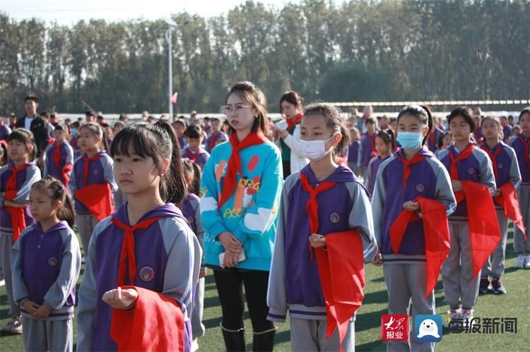 城阳区委|厚植爱国情感 培育时代新人 青岛市城阳区庆祝中国少年先锋队建队72周年