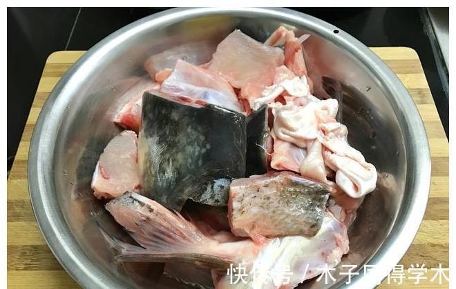 一滴水|鱼头这么做，不加一滴水，比剁椒鱼头还要好吃，真过瘾
