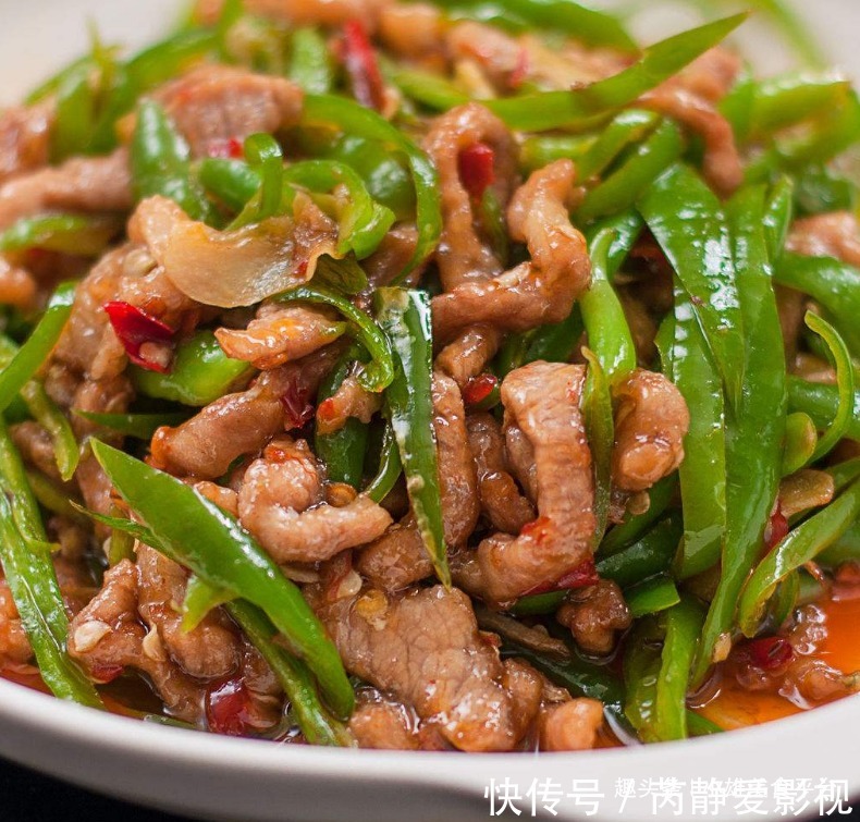 鸡蛋清|腌肉时,别只放盐!厨师长多加“2种料”肉质嫩滑还入味