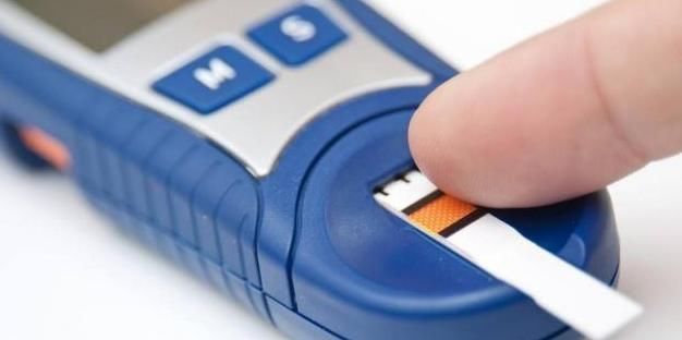 神经末梢|糖尿病主要来自睡眠,如果睡前有三种症状,可能是血糖升高了