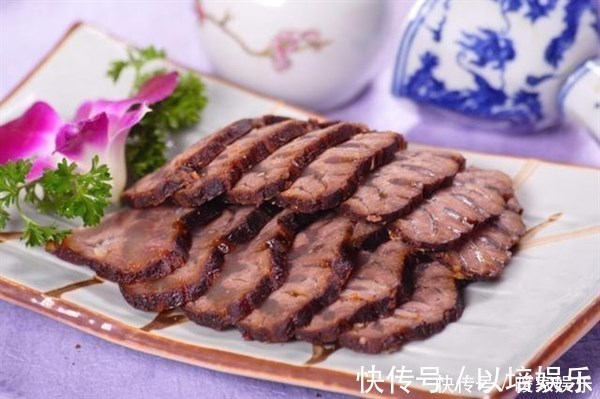 菜市场|逛市场遇到这菜,我从不还价,用它包饺子最香,每次都吃撑