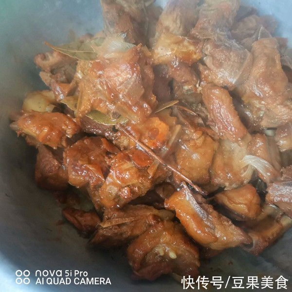 红烧排骨|跟饭店大厨学的红烧排骨的做法，果然好吃到没朋友