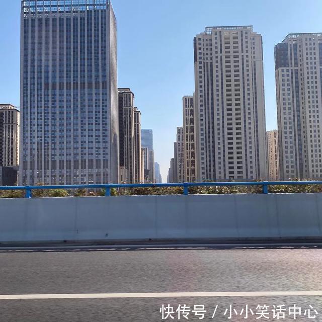 翛然|十一假期街拍这么P图更高级，我服了