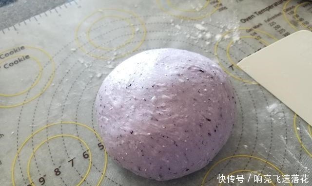 家里|孩子想吃面包,不出去买,他们可以在家里做,美味无添加,更健康