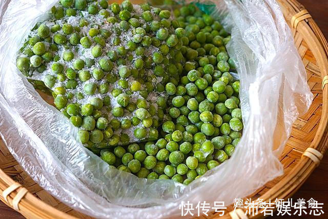储存青豌豆冷冻前要焯水吗做对了不缩瘪,一年四季想吃不用愁