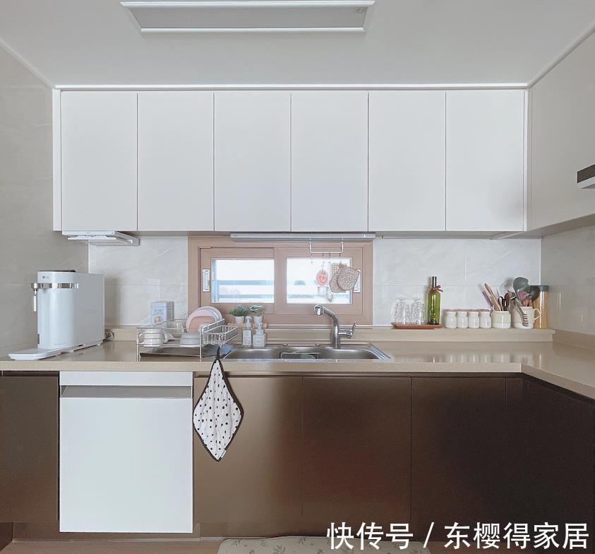 餐边柜|为了两个小公主，109㎡淘汰沙发和电视，温馨轻松的氛围惹人羡慕