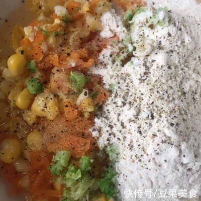 番茄红素|十分钟健康早餐～西红柿圈圈蛋这么做，吃前一定备足饭