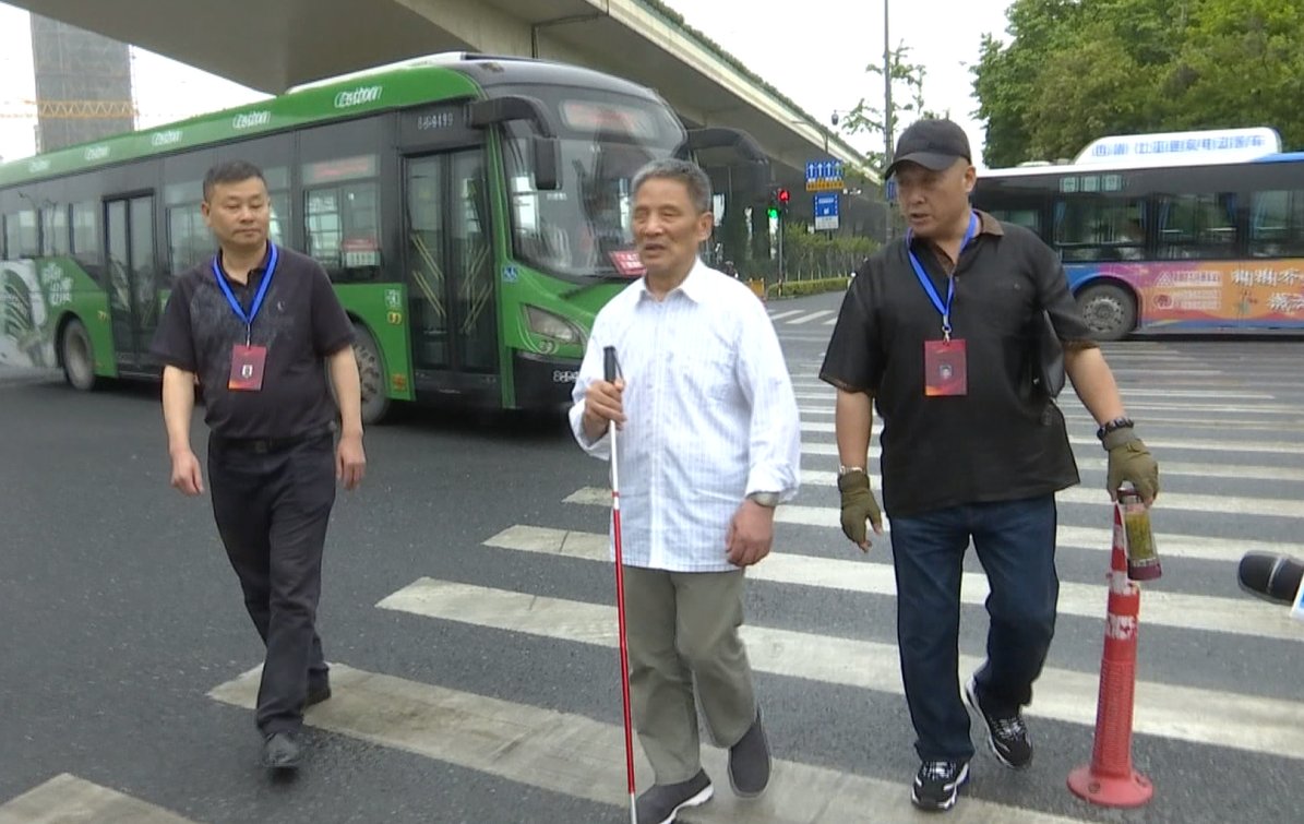 杭州市|【全国助残日】盲人出行有了“智慧眼”全省首批智能过街语音提示系统上线