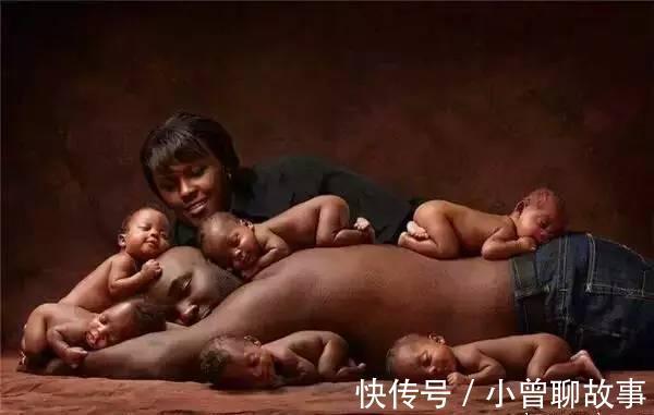 妻子|妻子怀双胞胎7个月时发现不对劲 生产时丈夫惊呆