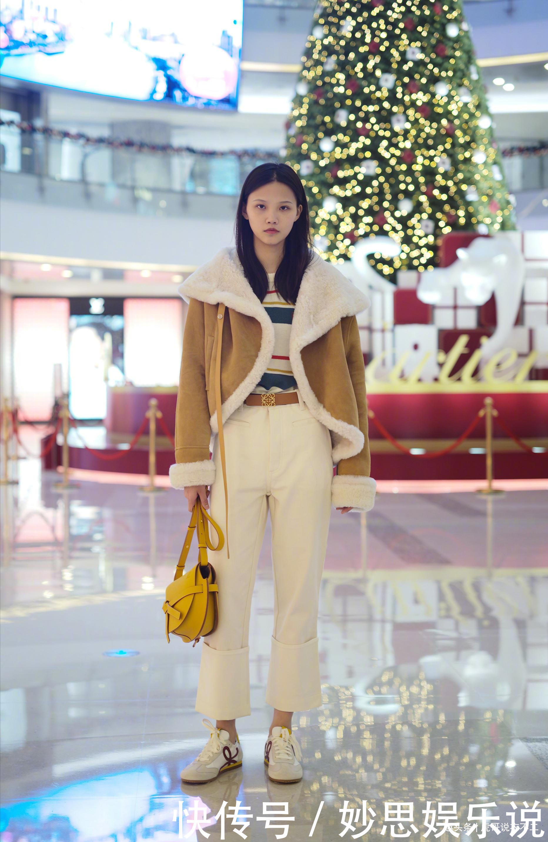 冬装怎么搭才好看又迷人看看街拍达人怎么穿,轻松变身时髦精