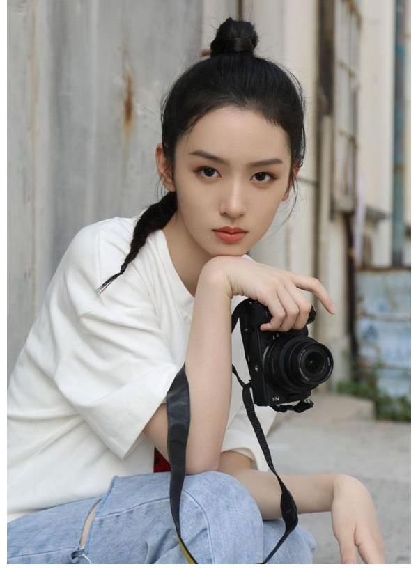 未播先火|《中餐厅5》未播先火 这一季都是“狠”角色！