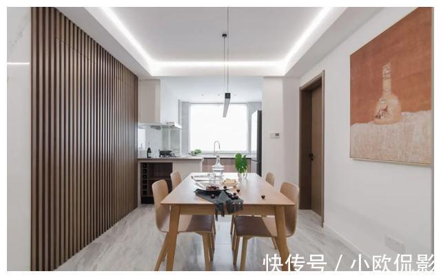 玄关|家里大阳台不想只晾衣服?学学她家做法,多出一间房,还有格调!