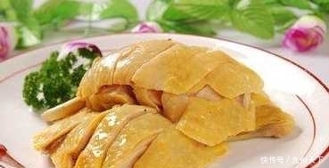 两道美味的凉拌菜香油鸡和凉拌牛肉 即是下酒菜又是开胃菜