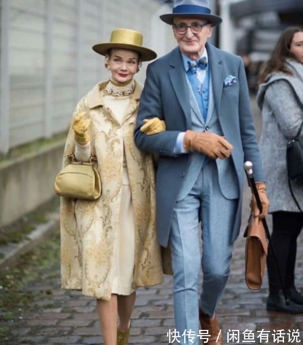 技巧|国外街头的老夫妻真有格调,“情侣穿搭”高级时髦,值得国人借鉴