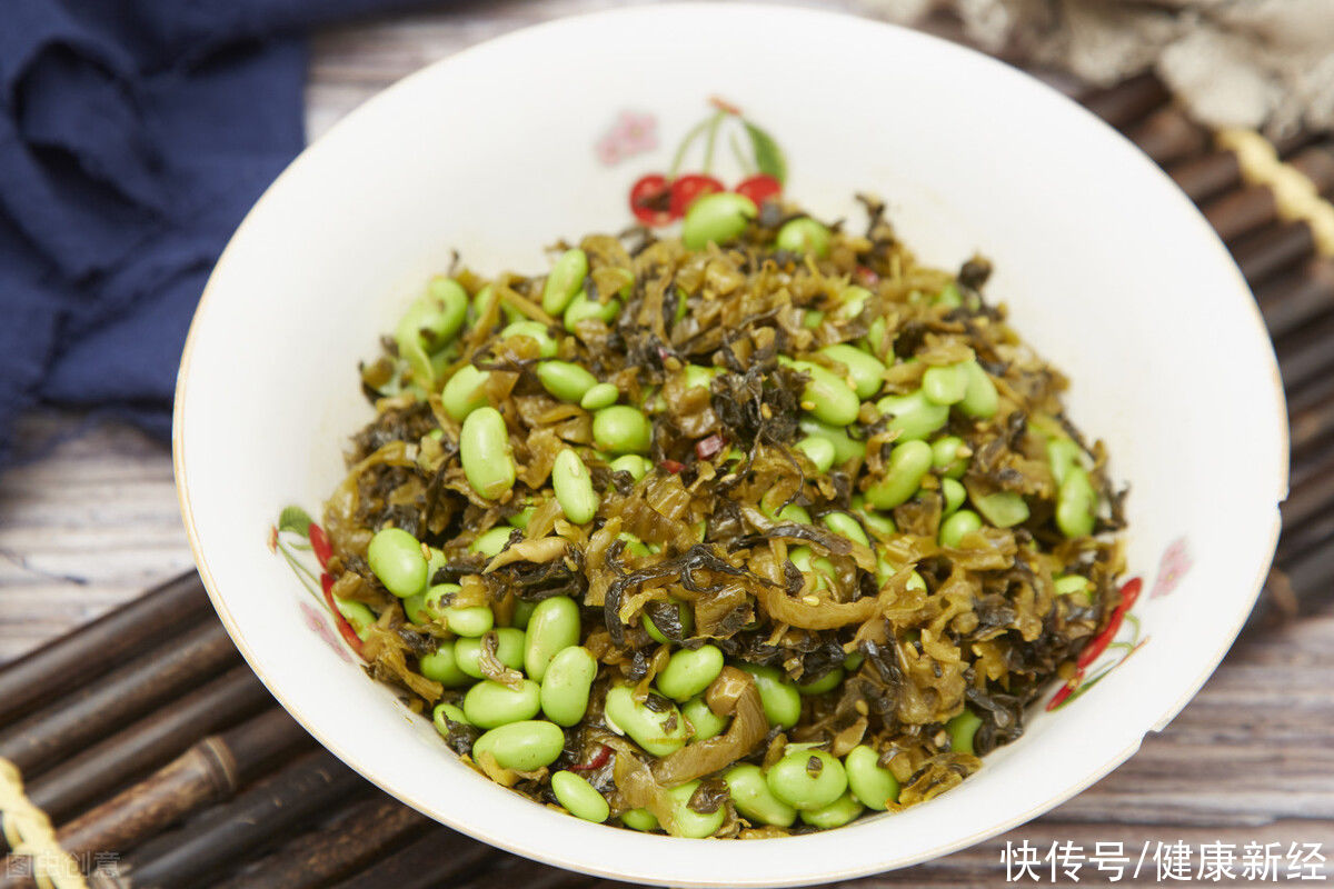 摄入量|中老年人要培养的良好饮食习惯，少吃这些食物，保持肠胃健康