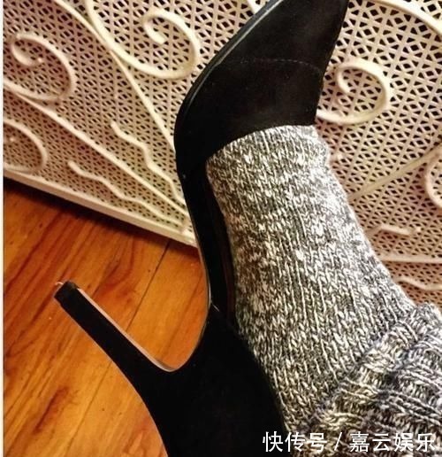 插入物 美丽的痛苦,怎样穿高跟鞋让你的脚后跟更舒适