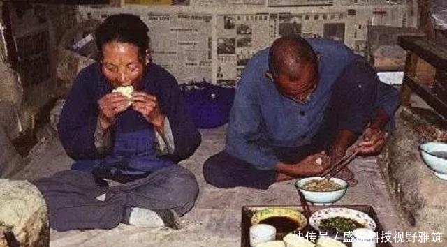 贫贱|中国一农妇:4岁定了娃娃亲,一生贫贱,但一出手却惊艳了联合国