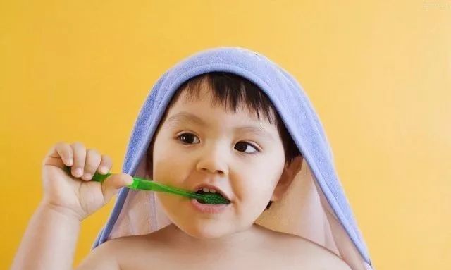 惹的祸|宝宝口臭不是小事,可能是脾胃虚弱惹的祸,家长要保持警惕