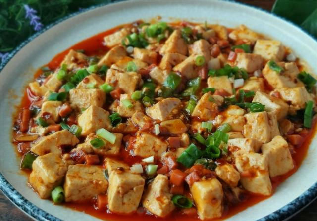  麻辣|教你家常豆腐的做法，比麻辣豆腐简单，看着就香，入味下饭