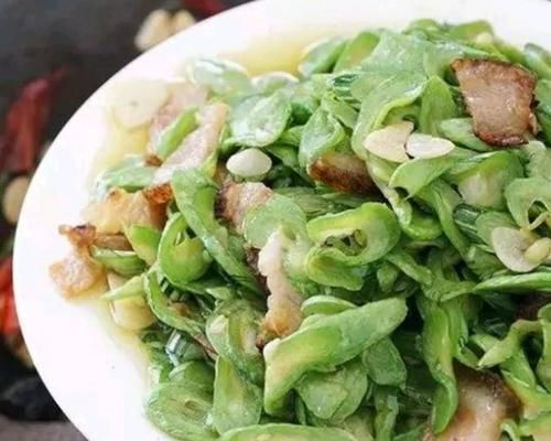 清肠排毒|女性常吃3种食物，清肠排毒，好吃不上火，谁吃谁健康