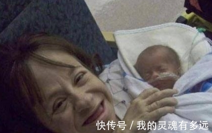 斯泰茜|全球身材最矮小的母亲仅70厘米,不听医生警告拿命生下三个孩子