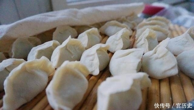 靠边站|用它做包饺子馅，什么韭菜、香菇饺子馅都要靠边站，味道超霸道！