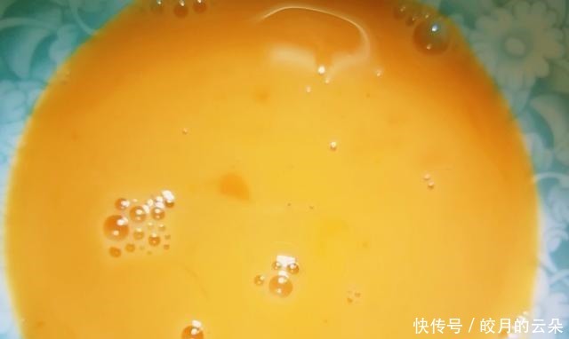 辛辣可口的家常炒面滑滑滑,咸香美味超级美味,价格实惠