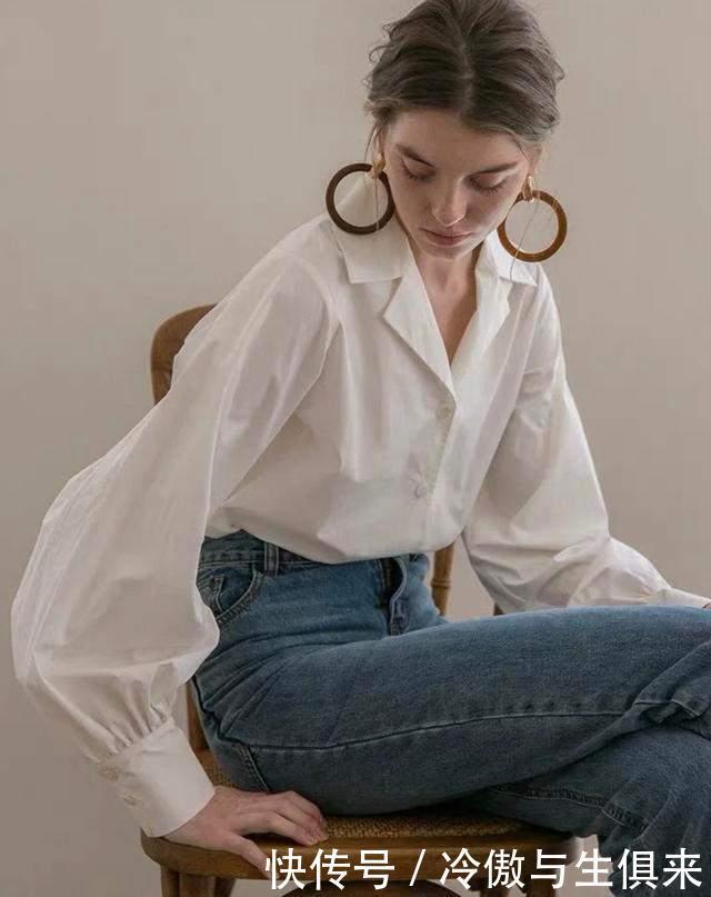 建议每个中年女人都学,极简法式优雅穿搭,这才是终极穿衣目标