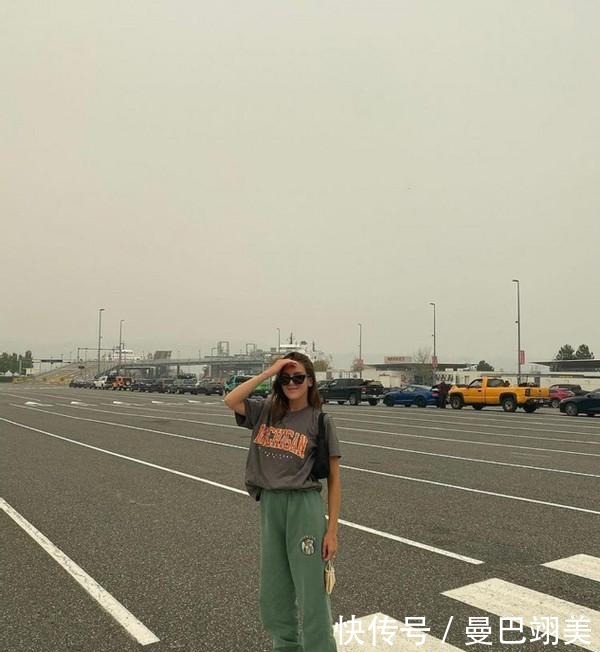 2021春夏流行色来了!谁先穿谁美!