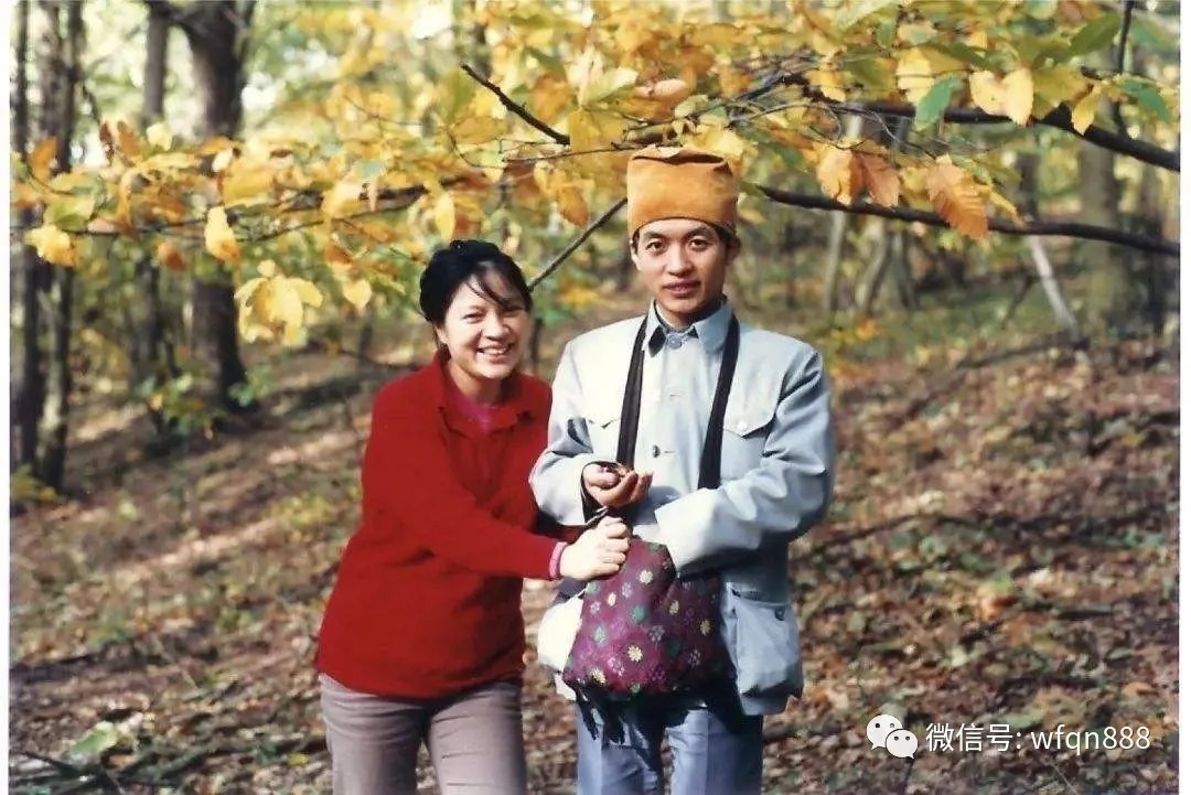 寓言故事#他12岁辍学养猪37岁自杀,23岁写首诗风靡了40年,至今仍被人传颂