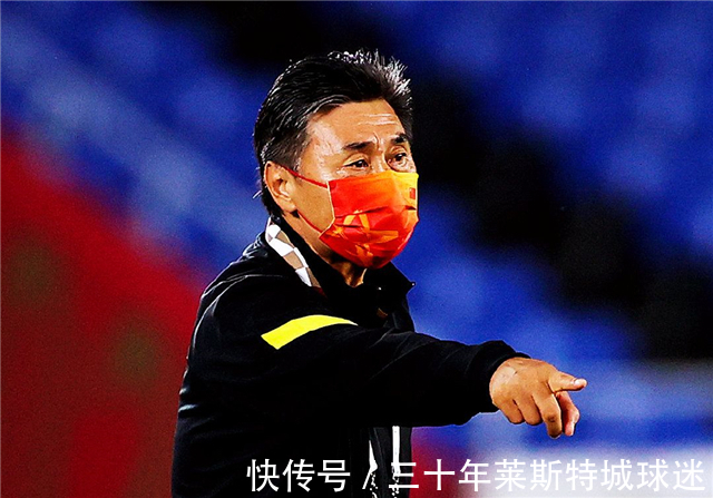 女足就这么穷?唐佳丽称自己去医院检查,回家自费买票,老贾不管