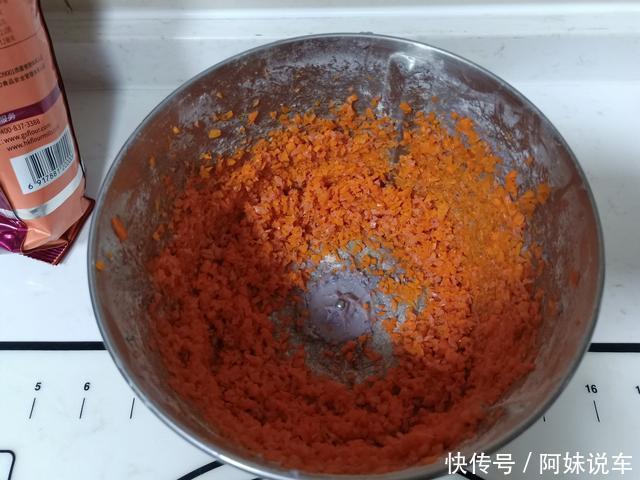 3分钟早餐煎饼，不用水不揉面，手不沾面1勺1个，简单好吃还不胖