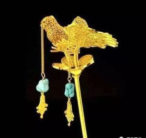 鉴定|一个老太太拿祖传金钗去鉴定,专家鉴定后忙问:您父母是谁?