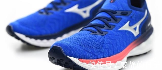 neo 最“固执”的跑鞋品牌,30年一直坚持物理缓震,依旧一致好评!