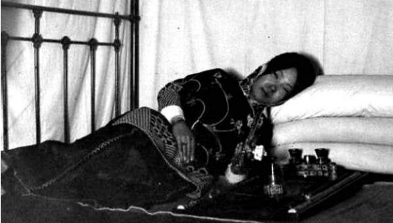 杜月笙|杜月笙被原配夫人戴“绿帽子”,他的处理方式,小妾看后都老实了