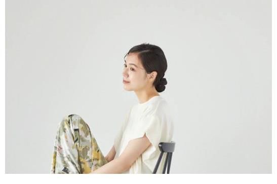 单品|50岁以后，穿搭气质更重要！学日系风穿搭，用单品驾驭“精致”