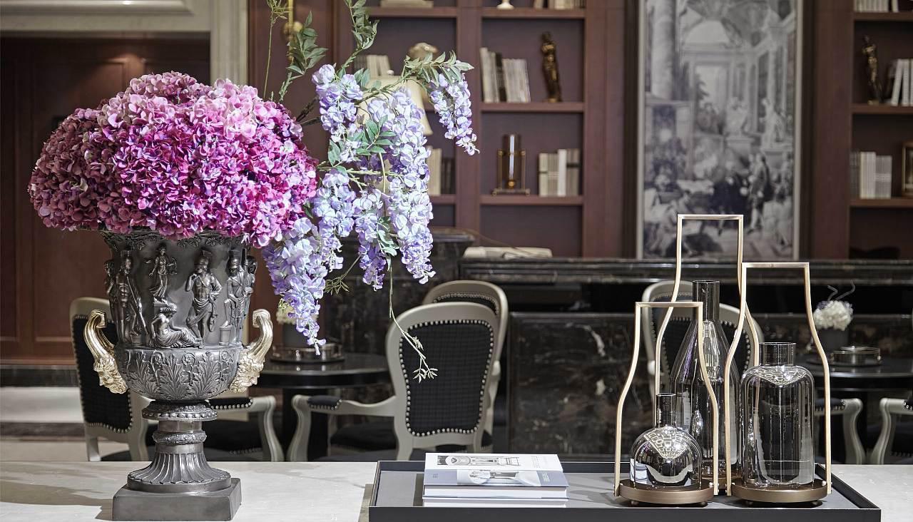 人文礼遇,一个售楼处的“文艺复兴”丨售楼中心空间设计