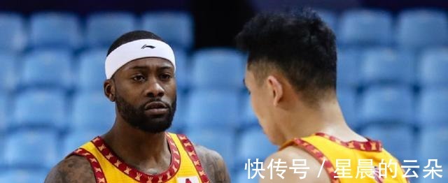 周湛东|111-105!利夫43+9大杀四方小郭艾伦24+17不输小土豆广州2连胜